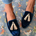 Navy Velour Loafer med Champagne Kvast | Slip-On Festsko til Aften & Kontor