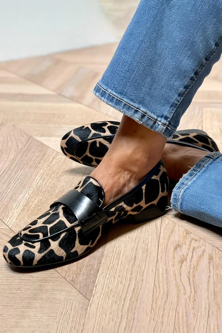 Dyreprint Loafer med Guldhardware | Hårlæder Slip-On Sko til Hverdag & Kontor