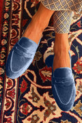 Blå Velour Loafer Mule med Penny Strop | Spidssnuet Slip-On Sko til Aften & Kontor