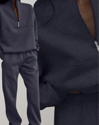 Lounge Sæt med Half-Zip Sweatshirt og Joggerbukser | Blødt Hjemmesæt & Afslappet Sæt