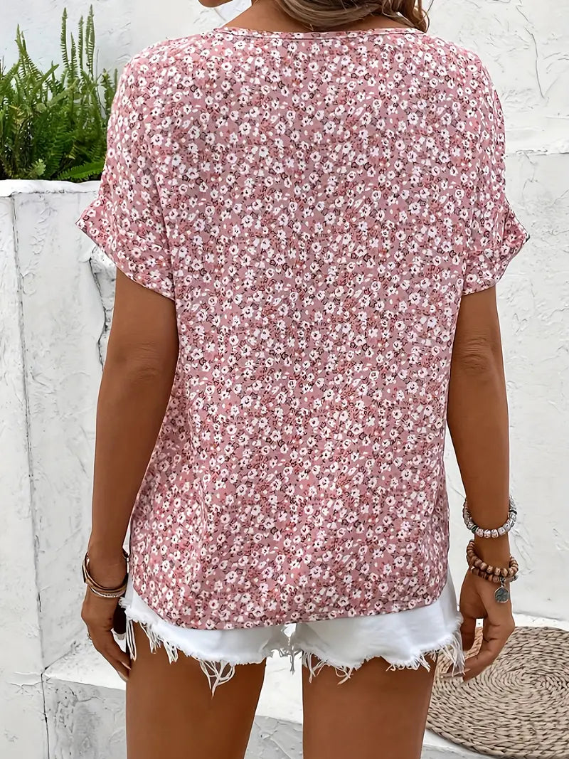 Chic Blomstret Bluse Dame | Kortærmet Sommer Bluse med V-Hals & Knaplukning