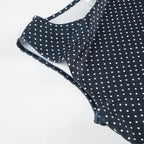 Kvinders ærmeløs polka dot mini kjole med tætsiddende talje