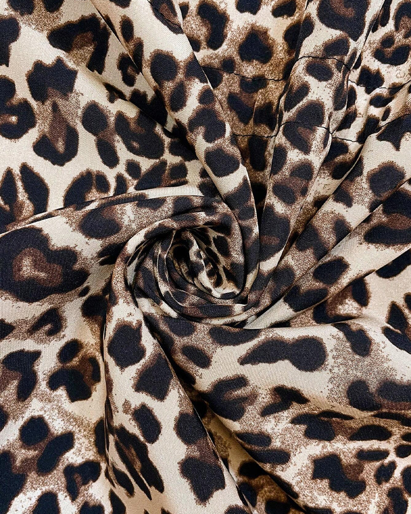 Slåom frakke med leopardprint til damer – chic og dristig