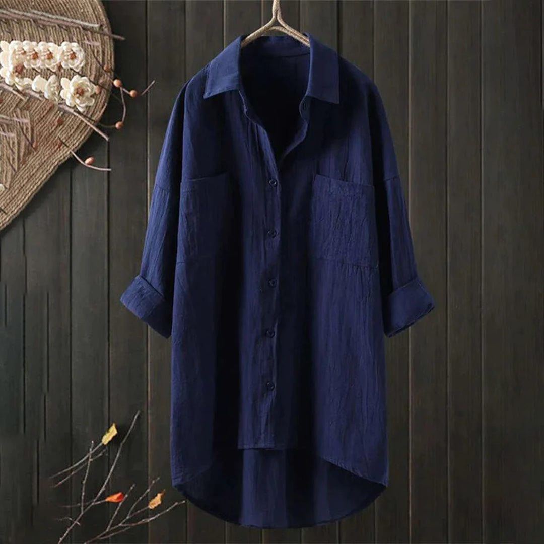 Lang Skjortebluse med Forlommer og Asymmetrisk Kant | Hverdagsbluse & Feriebluse