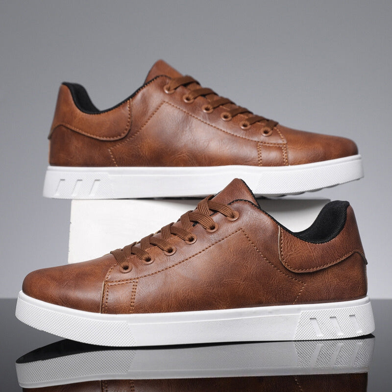 Herre Low-Top Sneakers med Snørebånd og Hvid Såle