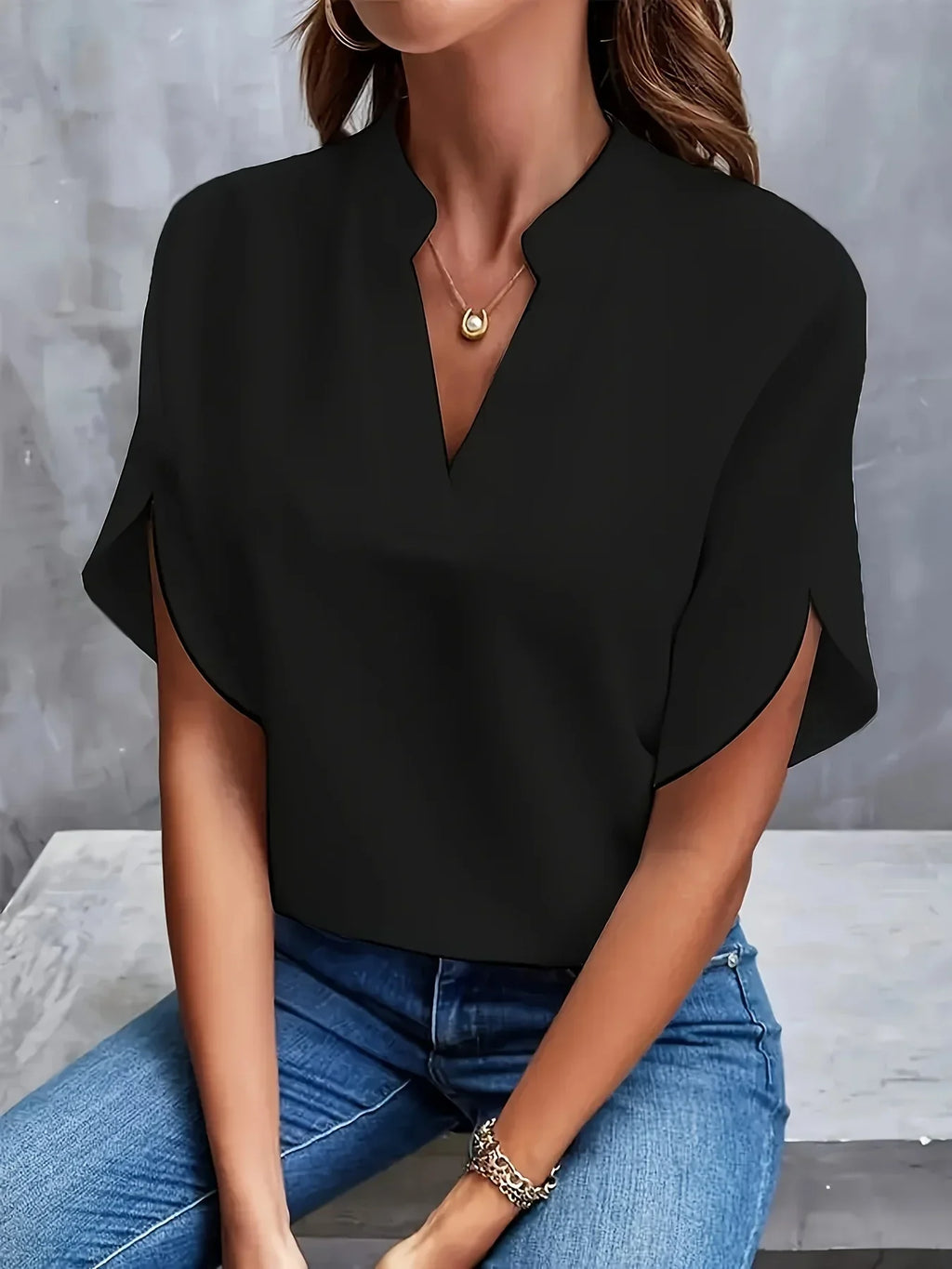 Thalia | Sofistikeret Bluse med Skræddersyet Design