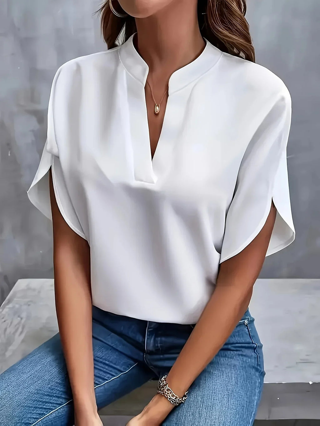 Thalia | Sofistikeret Bluse med Skræddersyet Design
