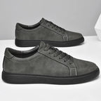Lavskåret Ruskind Dress Sneakers med Snørebånd | Minimalistisk Kontor & Hverdagssko