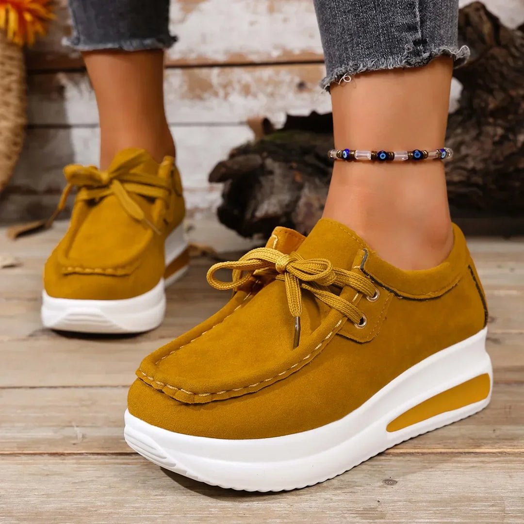 Suede Platform Sneakers med Chunky Sål | Lavskaft Snørebånd Hverdagssko