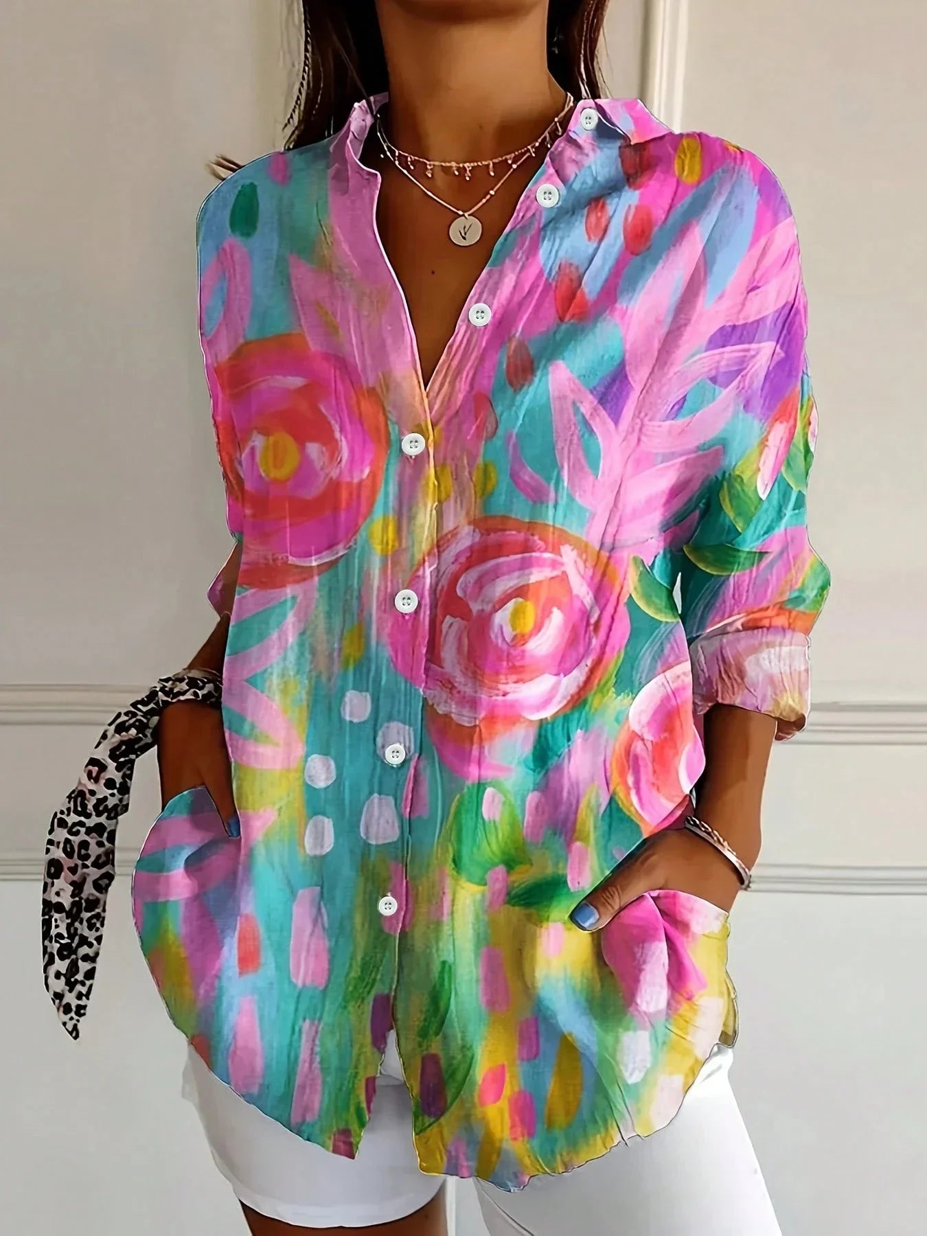 Terri | Farverig Bluse med Legende Print