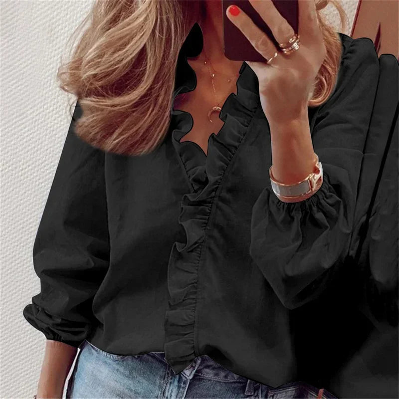 Enola | Feminin Bluse med Legende Flæser