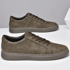 Lavskåret Ruskind Dress Sneakers med Snørebånd | Minimalistisk Kontor & Hverdagssko