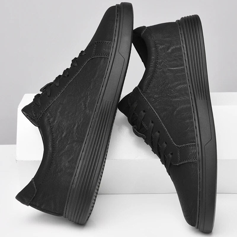 Lavskåret Ruskind Dress Sneakers med Snørebånd | Minimalistisk Kontor & Hverdagssko