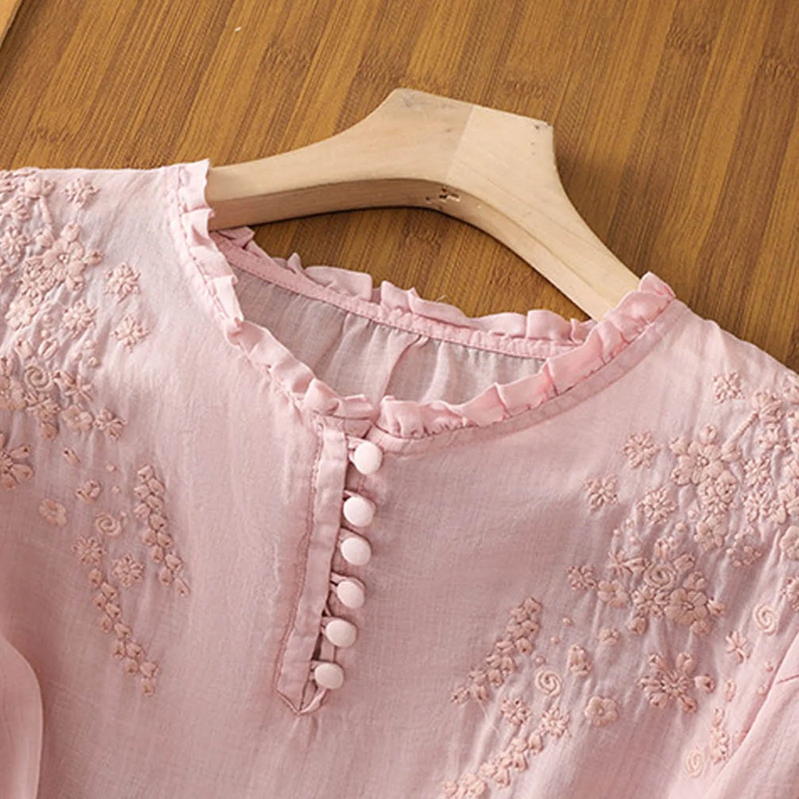 Suzanne | Blomstret Knap-Front Bluse