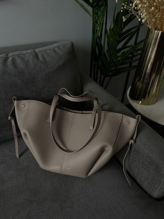 THYMORA | Elegant Og Stilfuld Totebag