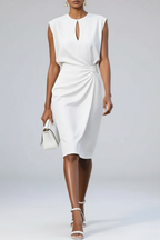 Kvinders Keyhole Hals Midi Cocktailkjole – Elegant Rynket Talje Design