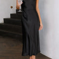 Kvinders Slip Dress – Midi Længde med Minimalistisk Silhuet