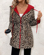 Slåom frakke med leopardprint til damer – chic og dristig