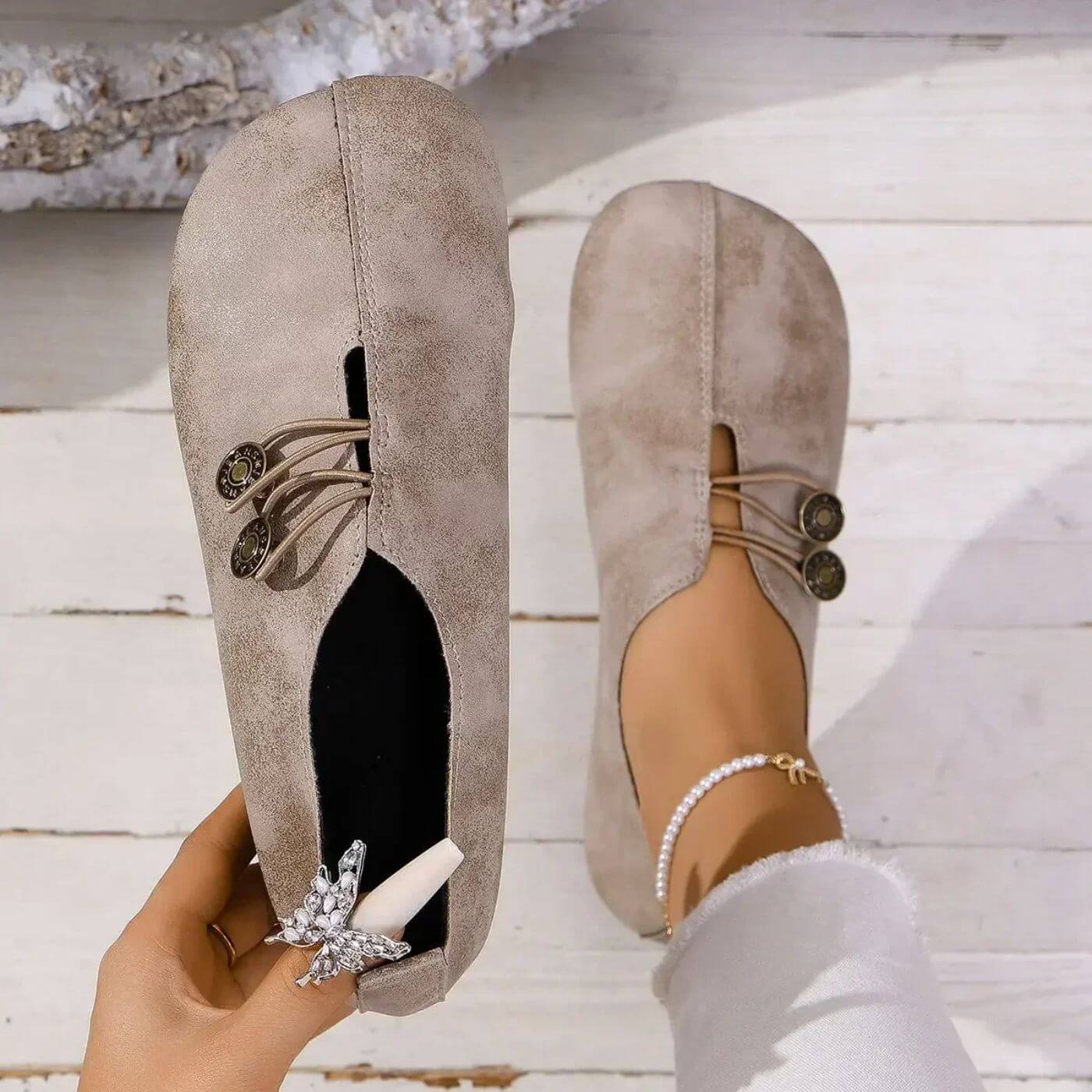 Ortopædiske Slip-on Sko til Damer | Komfort Badesko & Hverdagssko med Blødt Ruskindslook