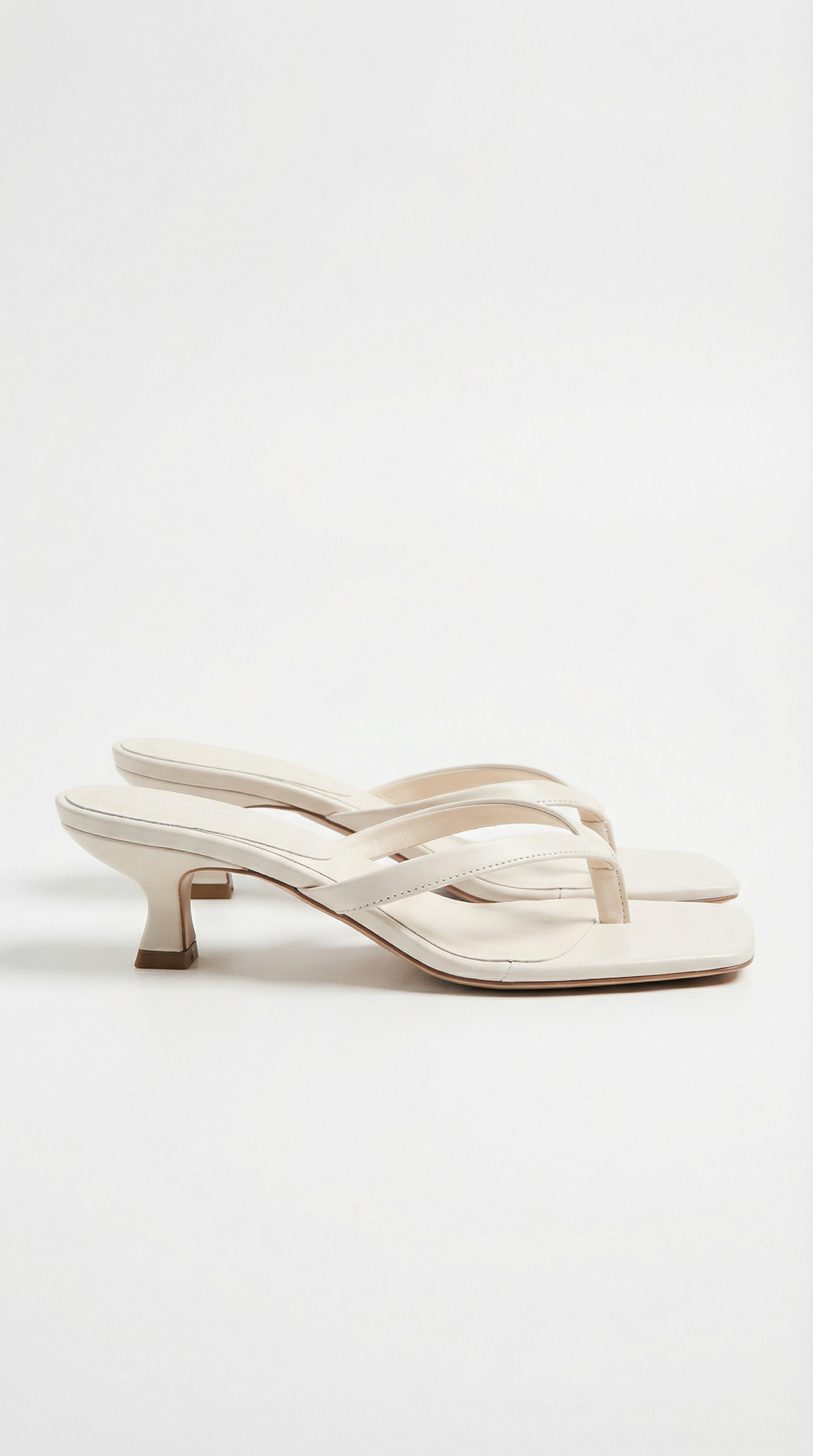Kvindernes Tanga Kitten Heel Sandaler Med Firkanetå Flip Flop Mules Festsko