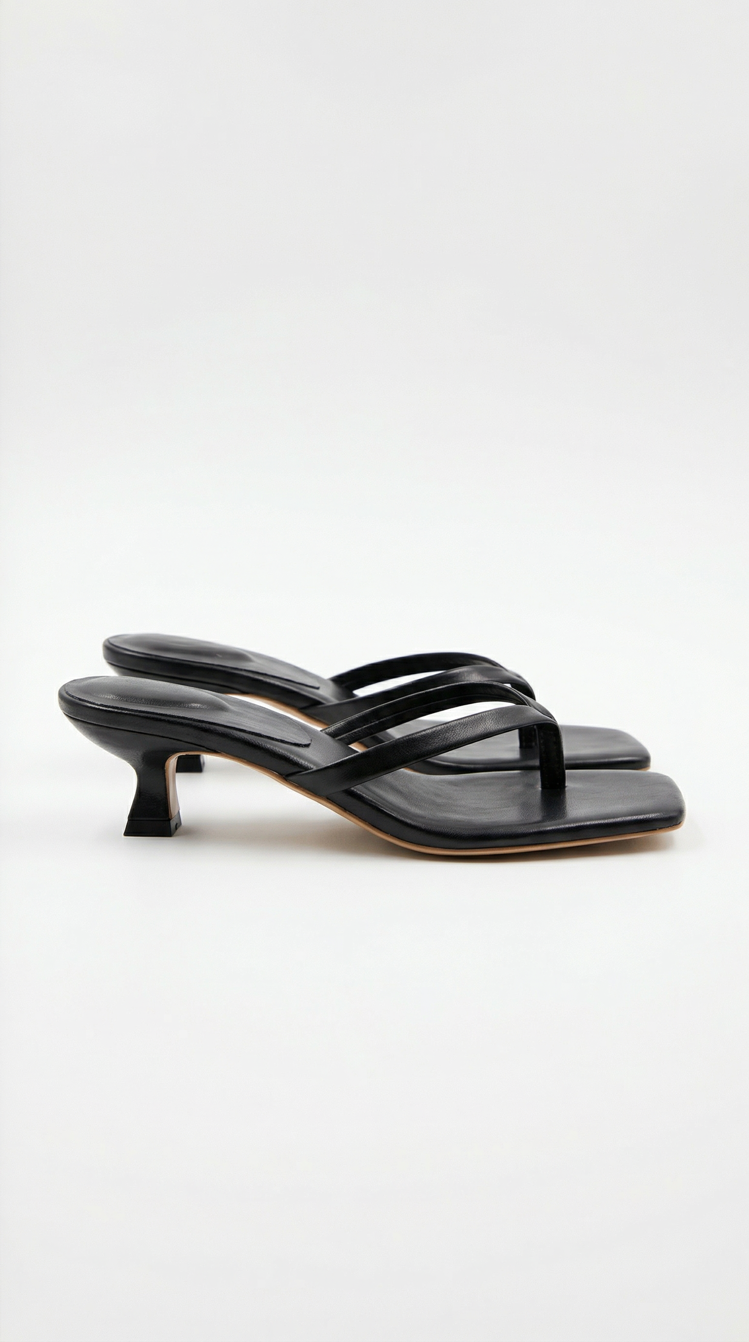 Kvindernes Tanga Kitten Heel Sandaler Med Firkanetå Flip Flop Mules Festsko