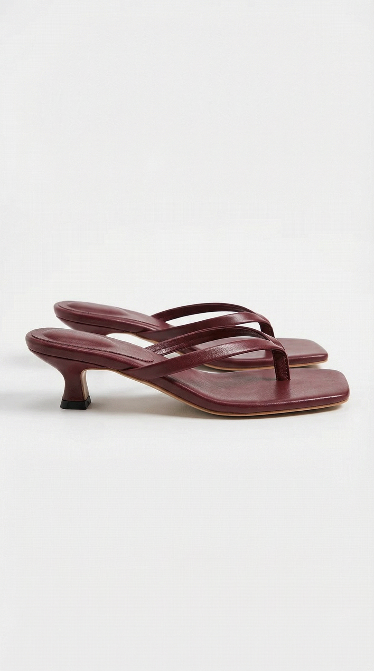 Kvindernes Tanga Kitten Heel Sandaler Med Firkanetå Flip Flop Mules Festsko