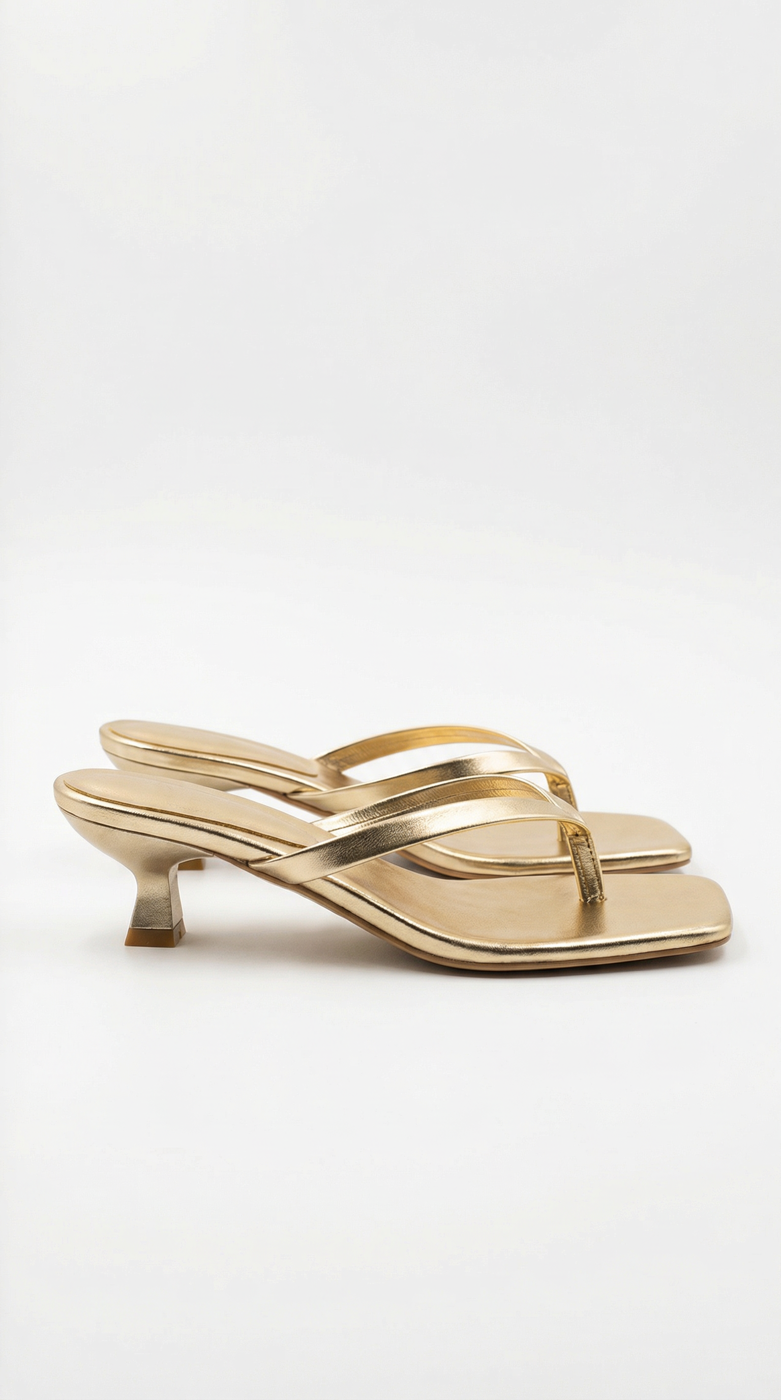 Kvindernes Tanga Kitten Heel Sandaler Med Firkanetå Flip Flop Mules Festsko