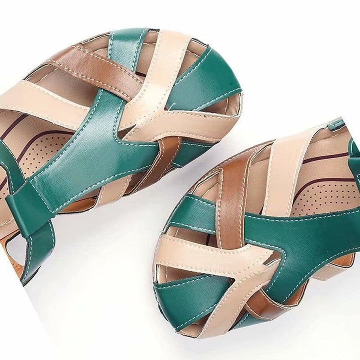 Ortopædiske Wedge Sandaler i Læder | Lukket Tå med Velcro og Ventilationsudskæringer