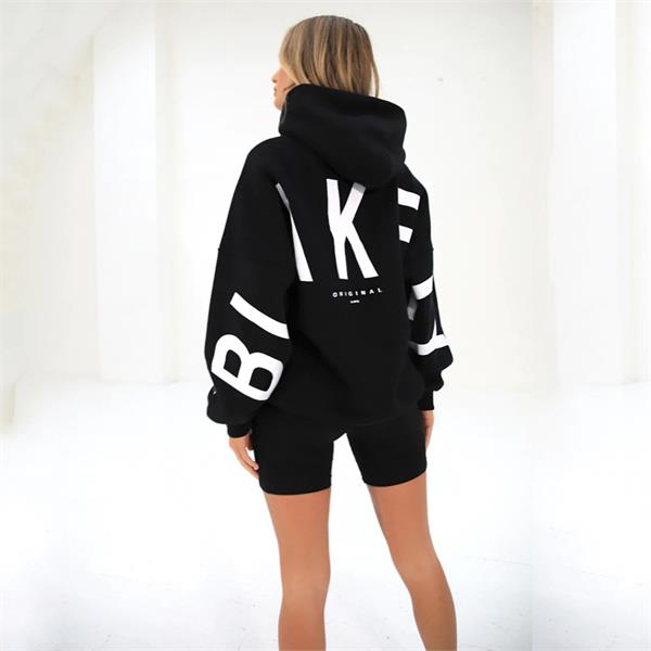 Oversized Hoodie med Grafisk Bogstavprint | Streetwear Hættetrøje & Hverdagsstil
